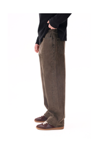 STRAIGHT-LEG GREEN JEANS